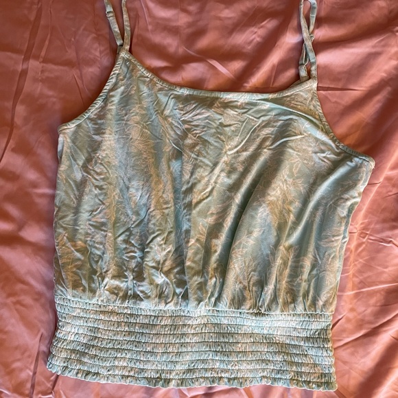 NWT cropped MUDD Tank Top - Picture 1 of 5
